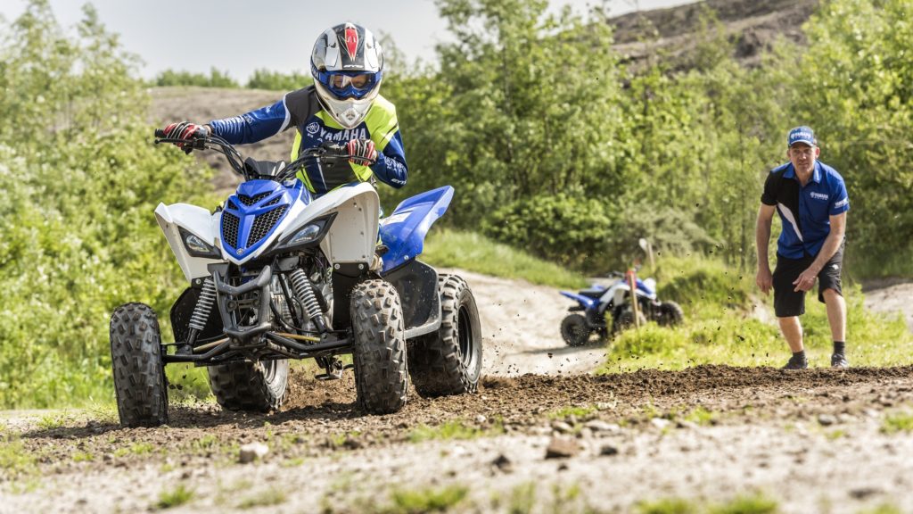 Yamaha-YFM-90-2017 Tarifs,dispos,photos,coloris,accessoires