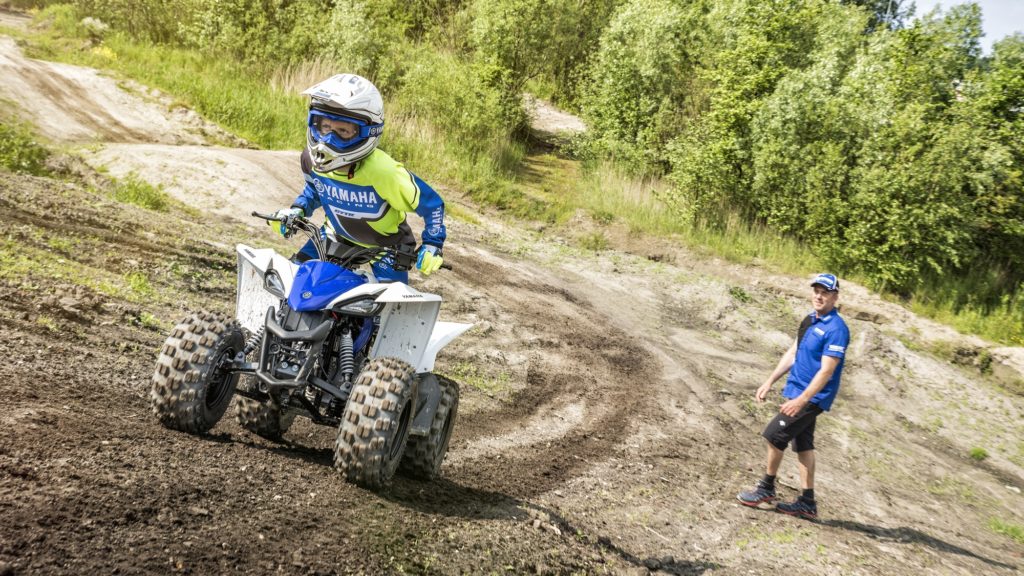 Yamaha-YFZ-50-2017 Tarifs,dispos,photos,coloris,accessoires