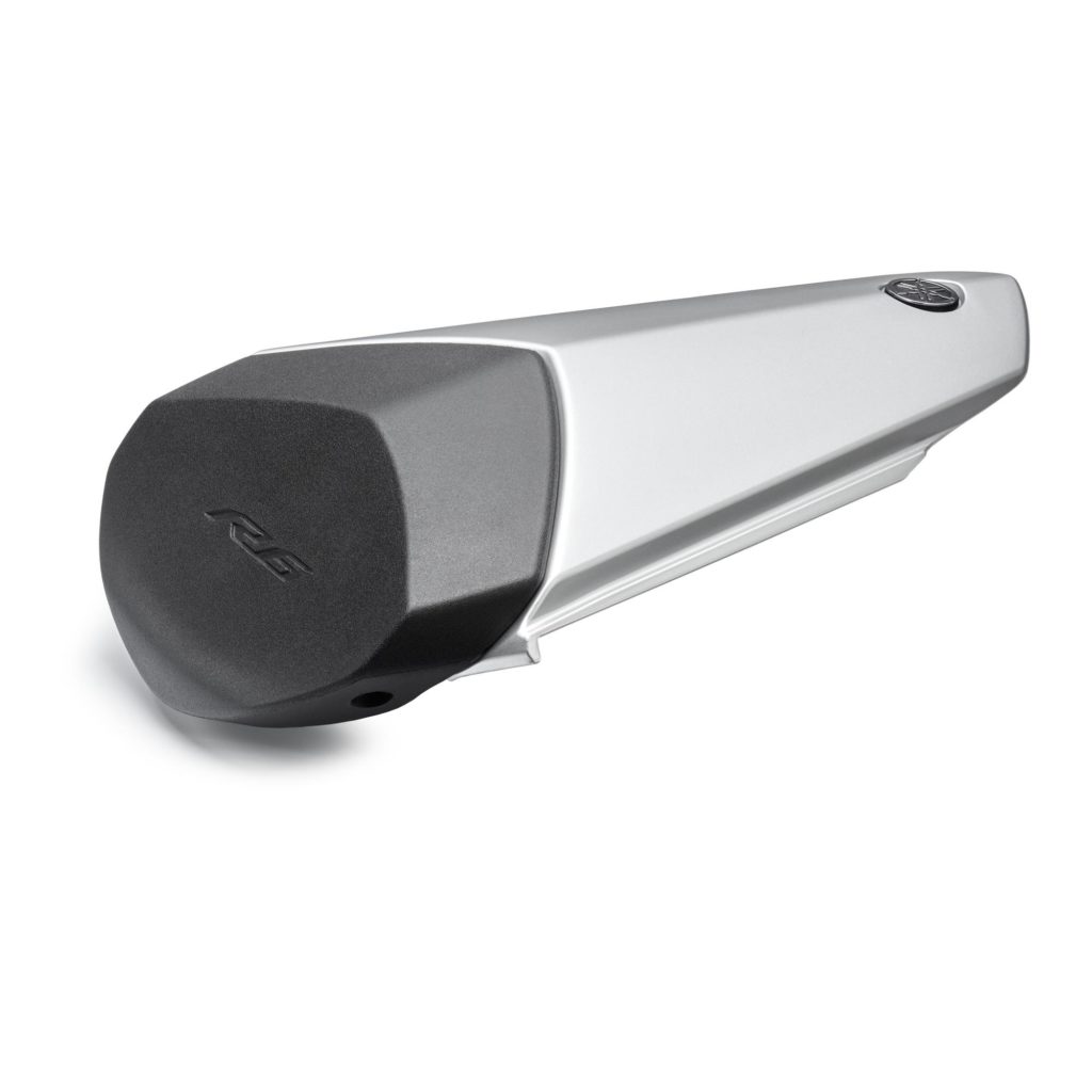 CAPOT-DE-SELLE-R6-2017