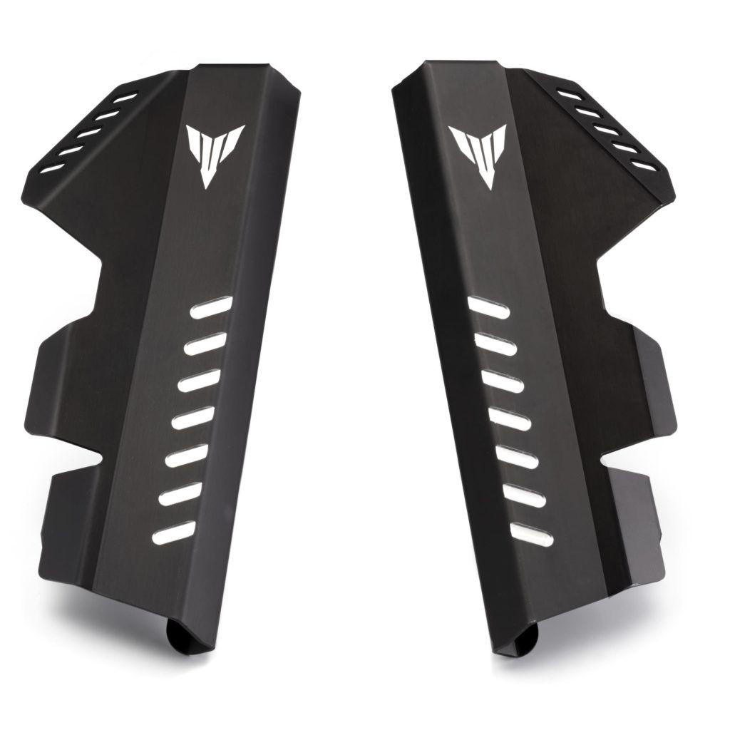 CACHES LATERAUX RADIATEUR MT 07