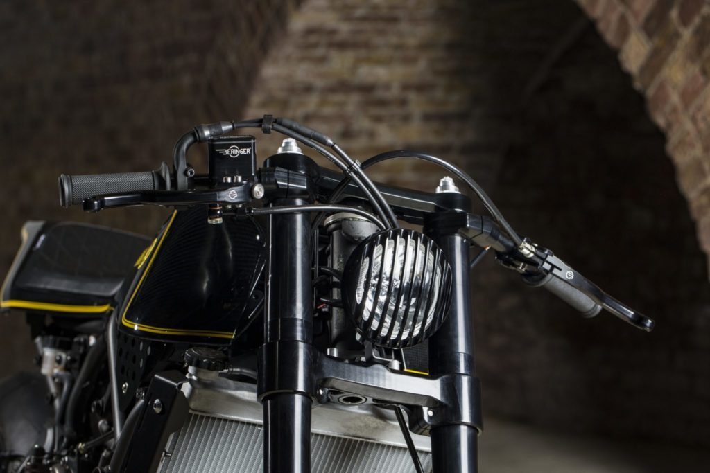 YAMAHA YARD BUILT XSR 700 ROUGH CRAFTS