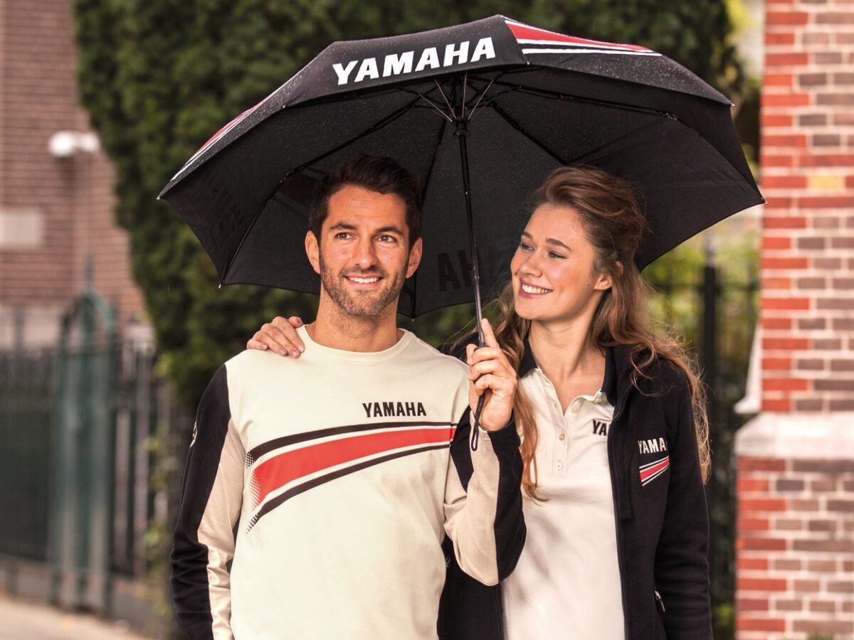 Manteau Yamaha REVS 2023 Pour Femmes - Noir, Waterproof, Neuf Avec étiquettes