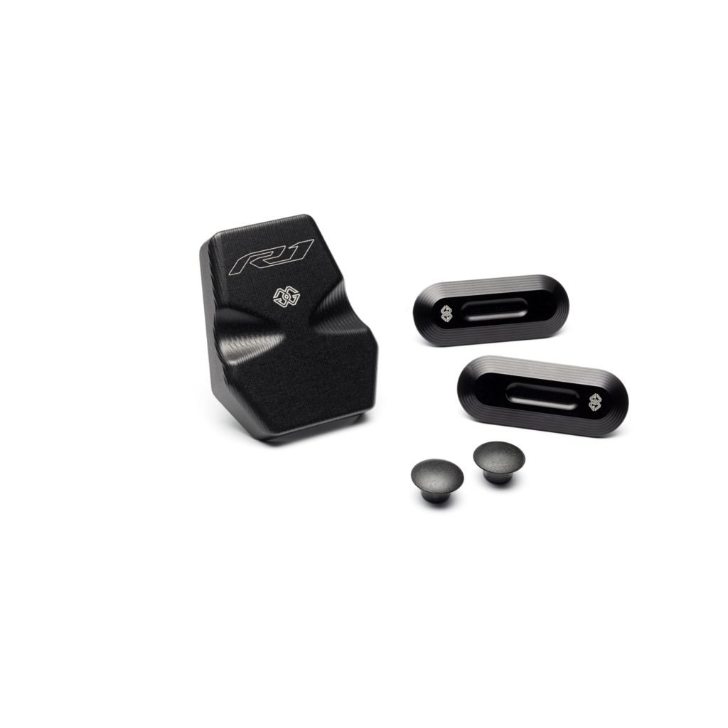 CACHES SUPPORT DE PLAQUE ET RETROVISEURS GILLES TOOLING R1-R1M DEPUIS 2015