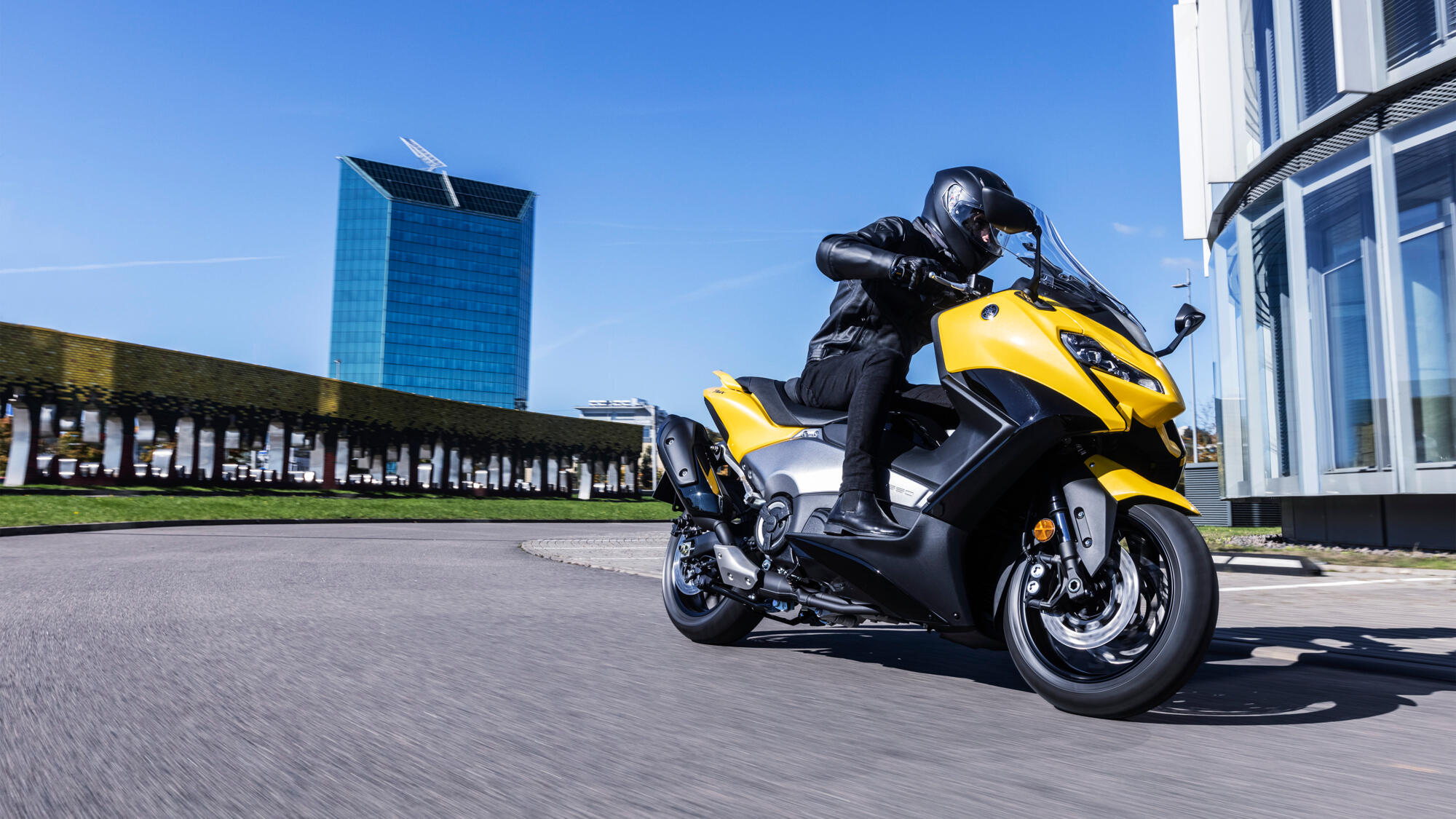 Yamaha TMAX 2022 – Image 3
