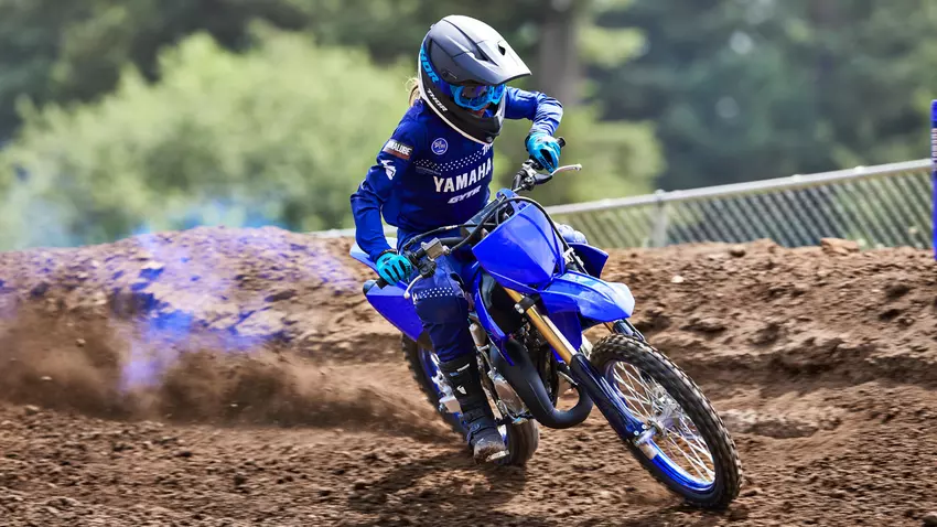 85 yz 2024 planete yam rennes (11)