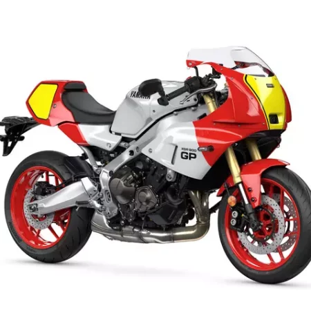 YAMAHA XSR 900 GP 2024 LEGEND RED PLANETE YAM RENNES