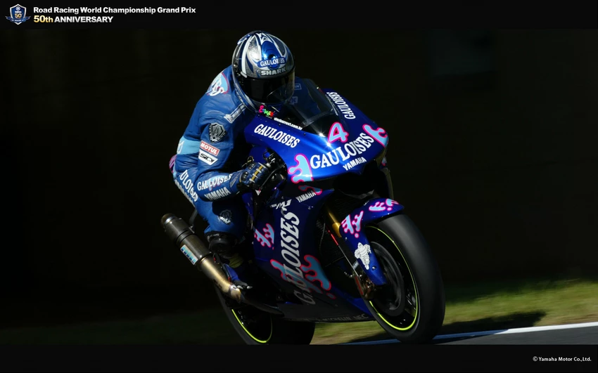 Alex Barros au guidon de sa Yamaha YZR-M1 en MotoGP