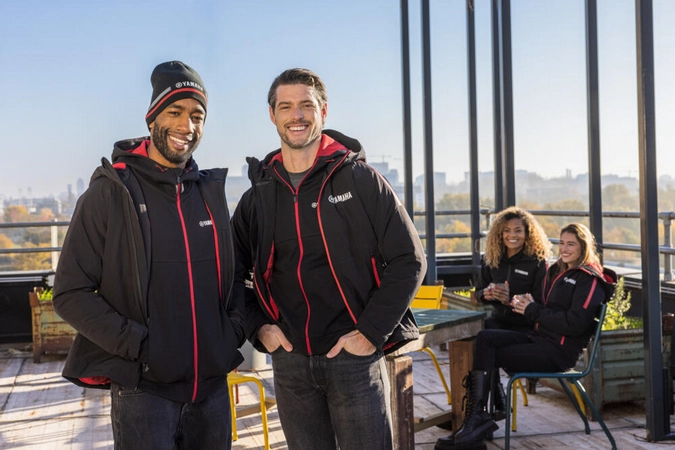 Choisir la bonne taille et la bonne coupe d’un blouson Yamaha en position de conduite