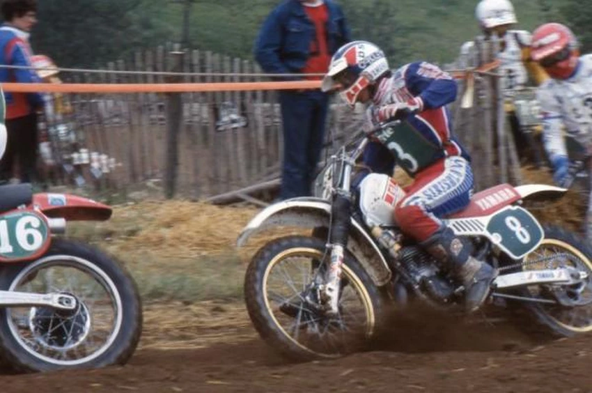 Dave Watson pilote Yamaha en championnat du monde de motocross 250 cm3