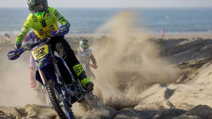 Milko Potisek en course sur Yamaha YZ450F à l’Enduropale du Touquet