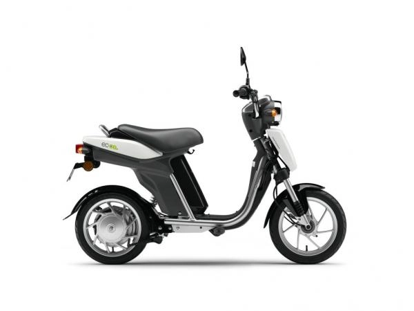 Yamaha EC-03 2011 véhicule électrique urbain Yamaha