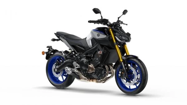 Moto Yamaha MT-09 SP 2018 coloris Silver Blu Carbon avec amortisseur Öhlins