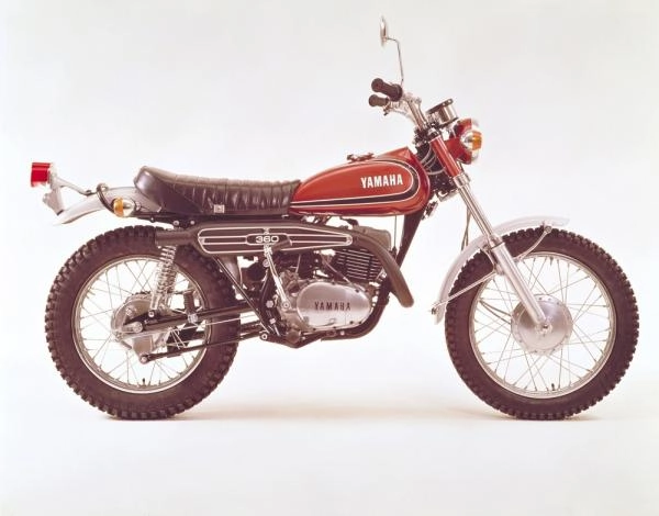 Moto ancienne Yamaha RT360 RT1 de 1970